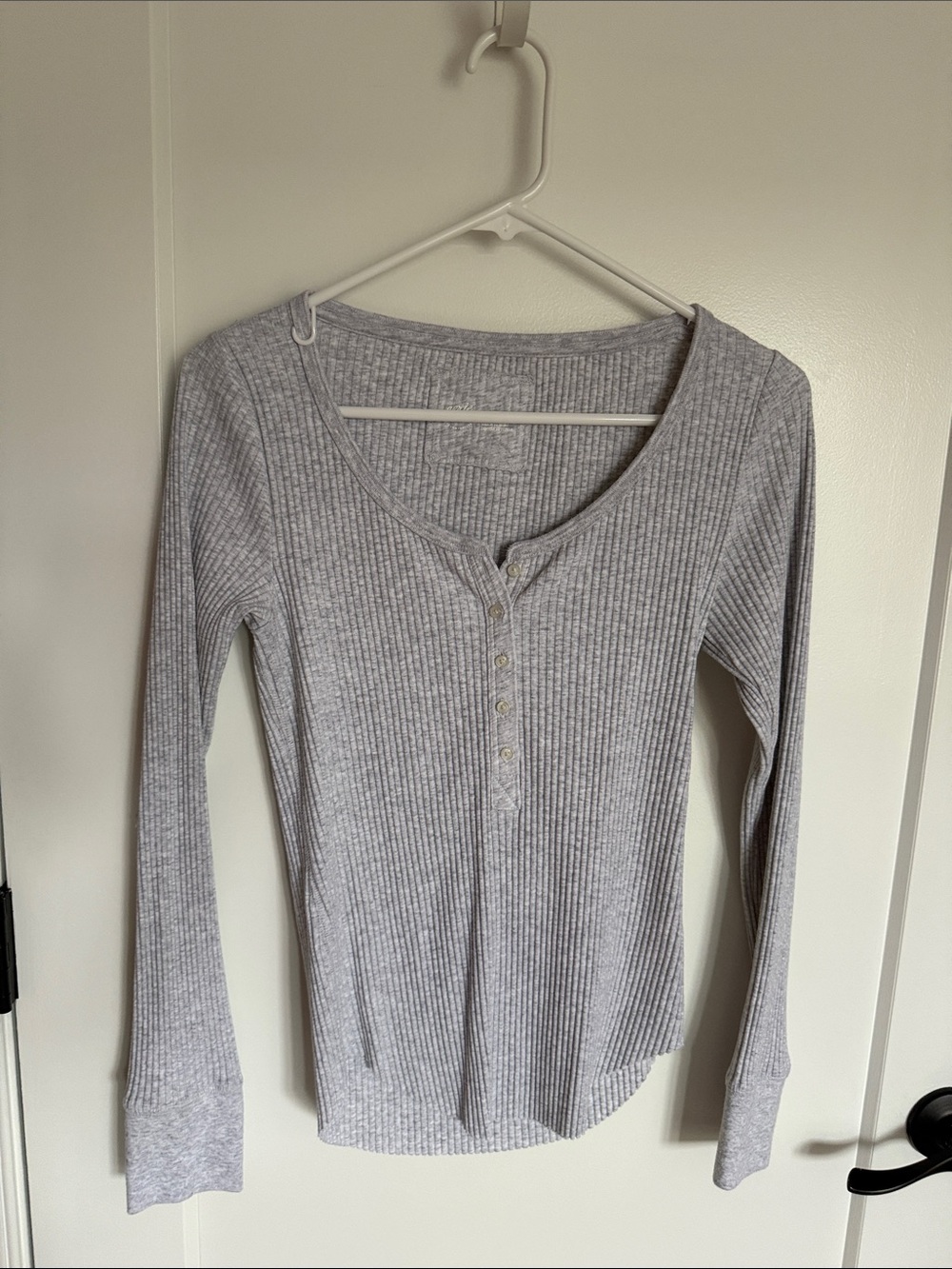 Women’s aerie Light Gray Ribbed Henley Long-Sleeve Top